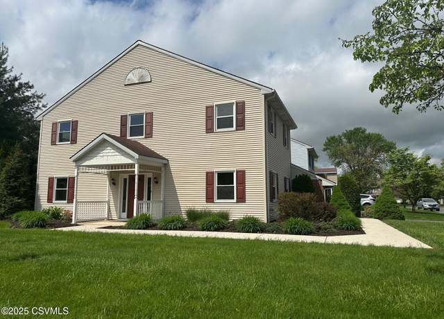 Property at 201 Oak Ln, Lewisburg, PA 17837, 3 beds, 2.5 baths