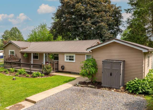 Property at 1037 5th St, Danville, PA 17821, 3 beds, 1 bath