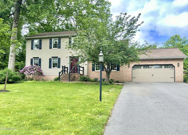 Property at 32 Lost Creek Dr, Selinsgrove, PA 17870, 4 beds, 2.5 baths