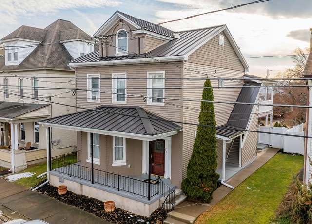 Property at 250 West St, Bloomsburg, PA 17815, 3 beds, 2.5 baths