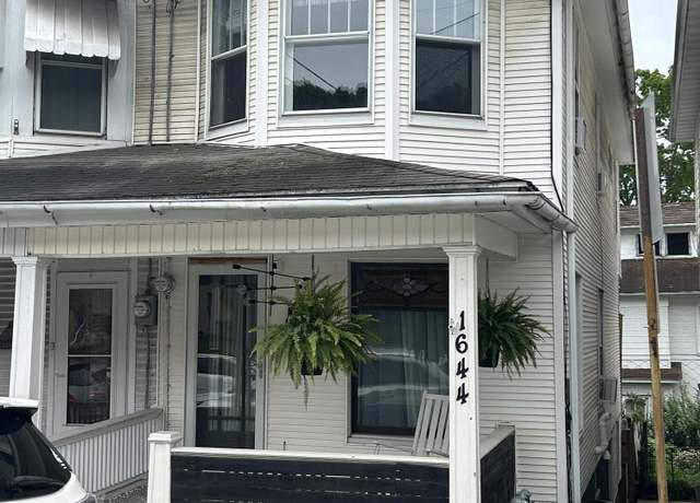 Property at 1644 W Walnut St, Coal Township, PA 17866, 3 beds, 1 bath