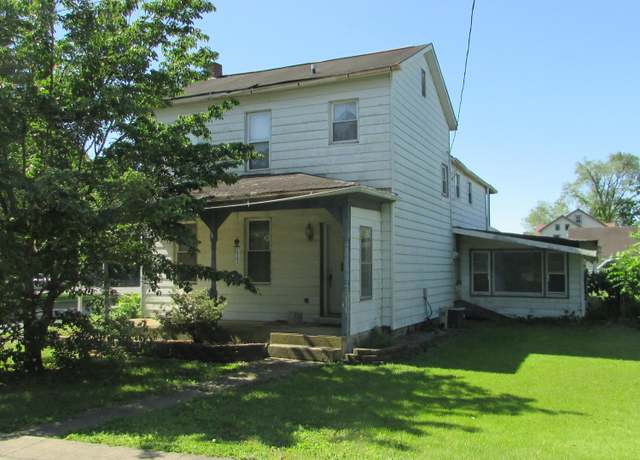 Property at 17 E Mill St, Selinsgrove, PA 17870, 3 beds, 1.5 baths
