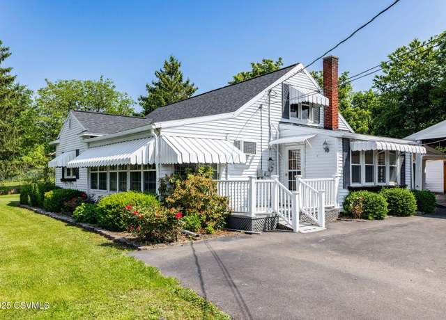 Property at 776 Continental Blvd, Danville, PA 17821, 4 beds, 2.5 baths