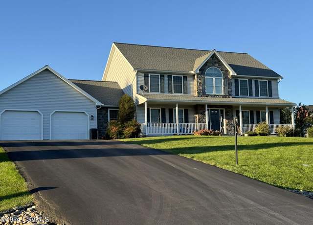 Property at 55 Karr Dr, Lewisburg, PA 17837, 4 beds, 2.5 baths