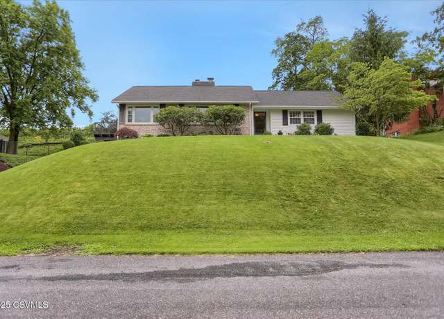Property at 217 Hilltop Rd, Lewisburg, PA 17837, 3 beds, 2 baths