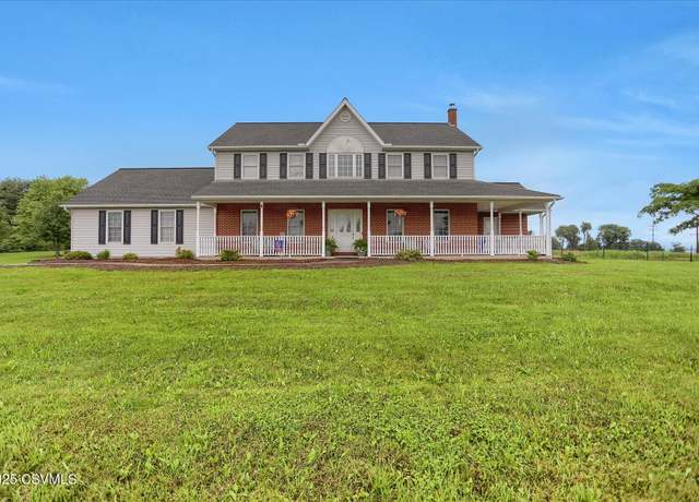 Property at 110 Buckeye Ln, New Columbia, PA 17856, 5 beds, 3.5 baths