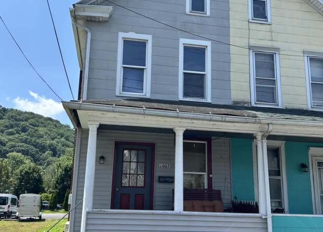 Property at 1007 Walnut St, Sunbury, PA 17801, 3 beds, 1 bath
