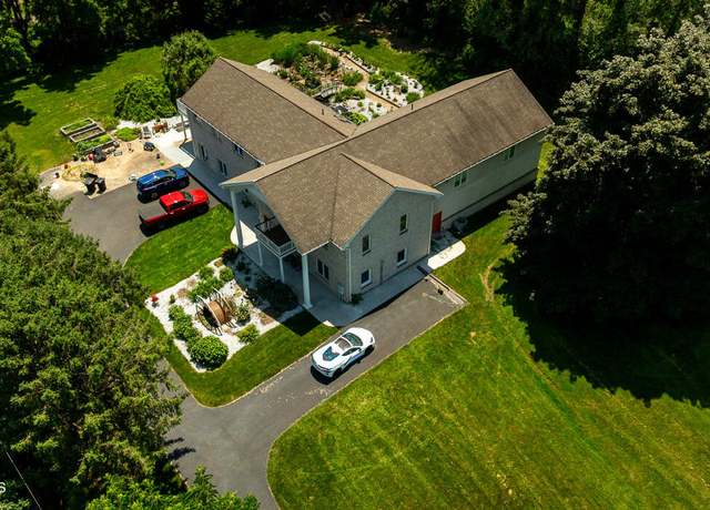 Property at 6811 Keefers Ln, Bloomsburg, PA 17815, 5 beds, 4.5 baths