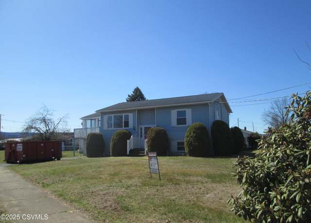 Property at 962 Belair Dr, Berwick, PA 18603, 3 beds, 2 baths