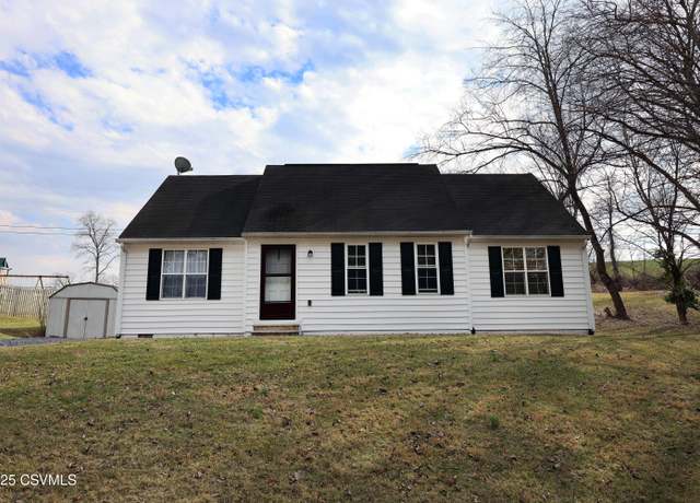 Property at 20 Valley Circle Dr, Lewisburg, PA 17837, 4 beds, 2 baths