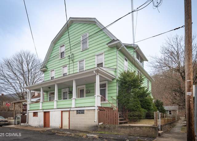 Property at 958 Tharp St, Coal Township, PA 17866, 5 beds, 1.5 baths