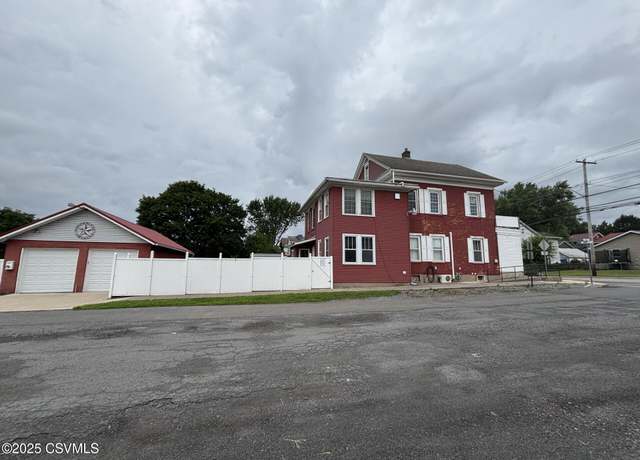Property at 501 Duke St, Northumberland, PA 17857, 3 beds, 3.5 baths