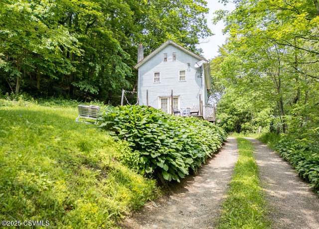 Property at 29 Robbins Rd, Bloomsburg, PA 17815, 2 beds, 1 bath