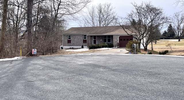 Photo of 111 Carousel Dr, Selinsgrove, PA 17870