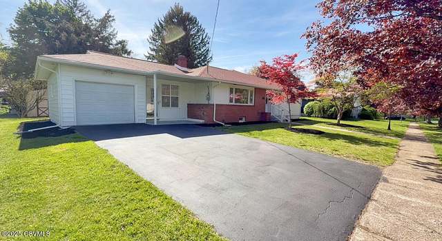 Photo of 125 Knights Dr, Bloomsburg, PA 17815