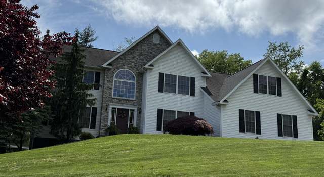 Photo of 107 Hunt Club Dr, Bloomsburg, PA 17815