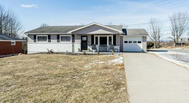 Photo of 795 Sunset Ln, Northumberland, PA 17857