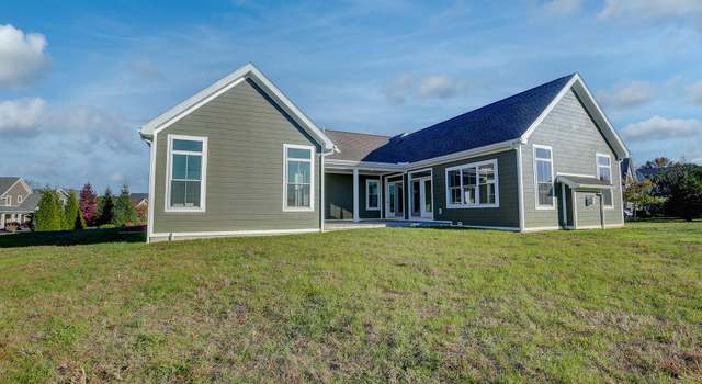 Photo of 114 Windsor Way, Lewisburg, PA 17837