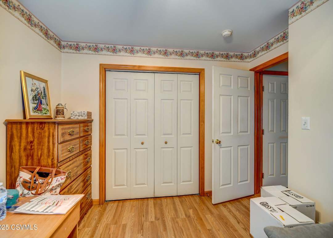 17 Makara Dr, Drums, PA 18222
