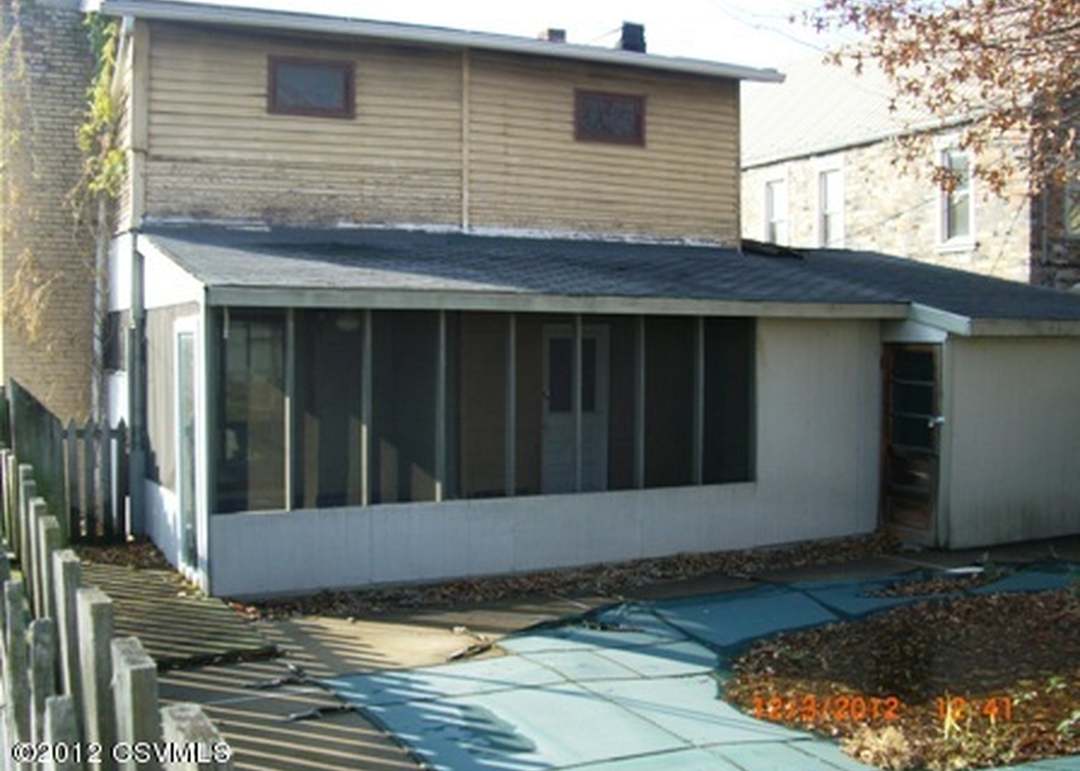 74 Duke St, Northumberland, PA 17857
