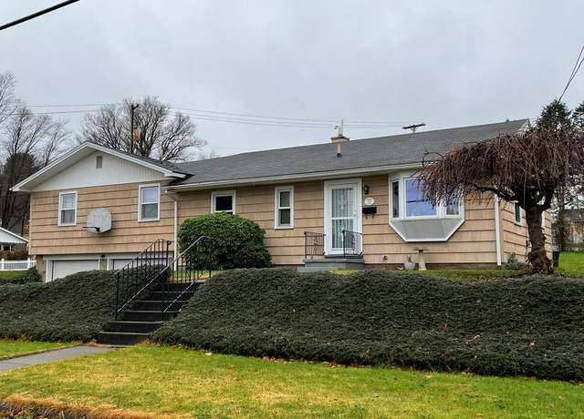 Property at 410 Euclid Ave, Oil City, PA 16301, 4 beds, 1.5 baths