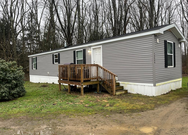 Property at 13357 #36 Park West Ext, Titusville, PA 16354, 2 beds, 1 bath