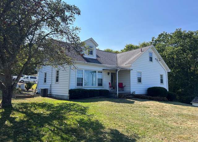 Property at 814 Pioneer Rd, Franklin, PA 16323, 2 beds, 1 bath