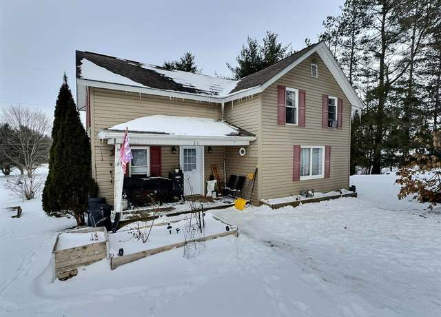 Property at 71 N Railroad Aly, Leeper, PA 16233, 3 beds, 2 baths