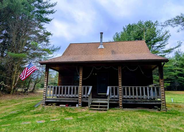 Property at 2141 Roundtown Dr, Leeper, PA 16233, 2 beds, 1 bath