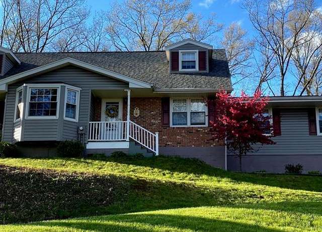 Property at 10 Crestview Dr, Oil City, PA 16301, 4 beds, 2 baths