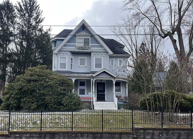 Property at 211 W Third St, Oil City, PA 16301, 5 beds, 4.75 baths