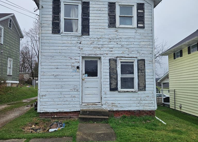 Property at 128 Meadville Pike, Franklin, PA 16323, 3 beds, 1 bath