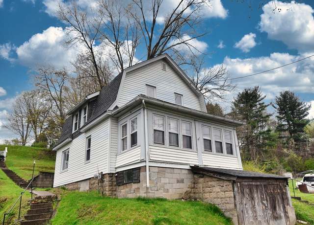 Property at 22 Cherry Aly, Oil City, PA 16301, 4 beds, 1 bath