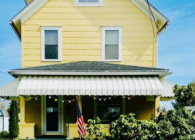 Property at 55 E Eighth Ave, Clarion, PA 16214, 3 beds, 1 bath