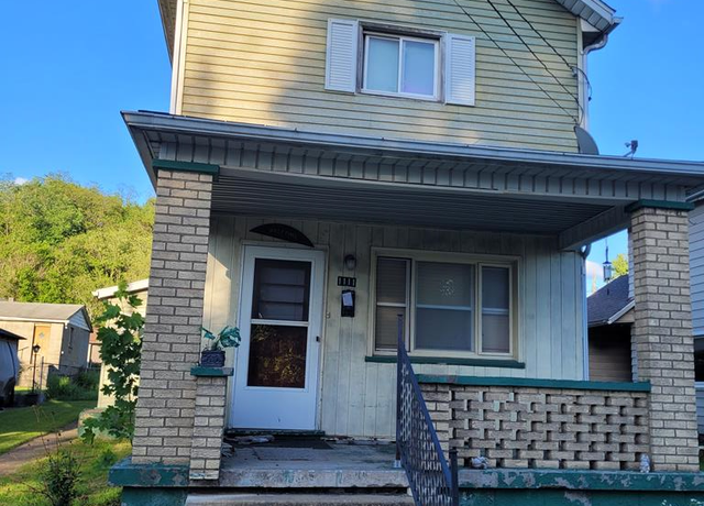 Property at 1111 Pollock Ave, New Castle, PA 16101, 2 beds, 1 bath