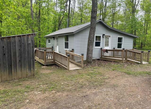 Property at 109 Pin Oak Ln, Tionesta, PA 16353, 2 beds, 1 bath