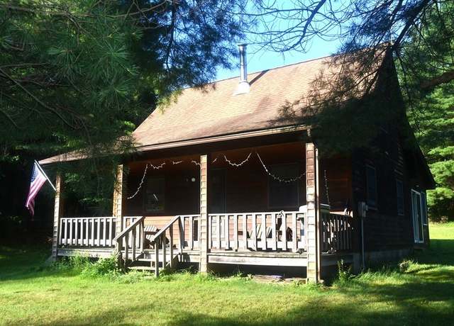 Property at 2141 Roundtown Dr, Leeper, PA 16233, 2 beds, 1 bath