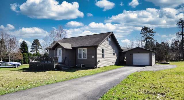 Photo of 1525 Woodland Ave, Franklin, PA 16323