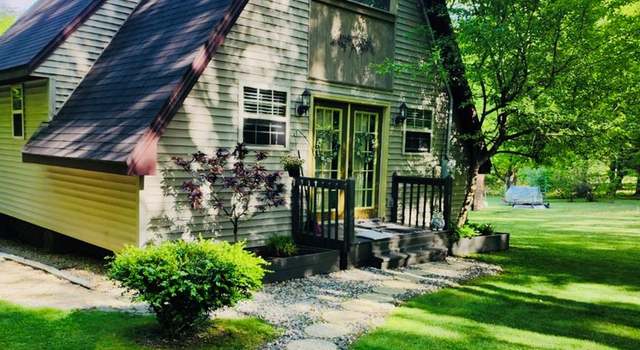 Photo of 201 Magpie Ln, Strattanville, PA 16258