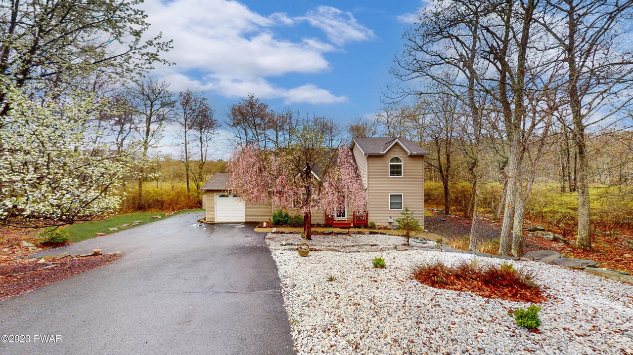 212 Tomnoddy Dr Tamiment PA 18371 MLS# PW231044 Redfin 212 Tomnoddy Dr Tamiment PA 18371 MLS# PW231044 Redfin