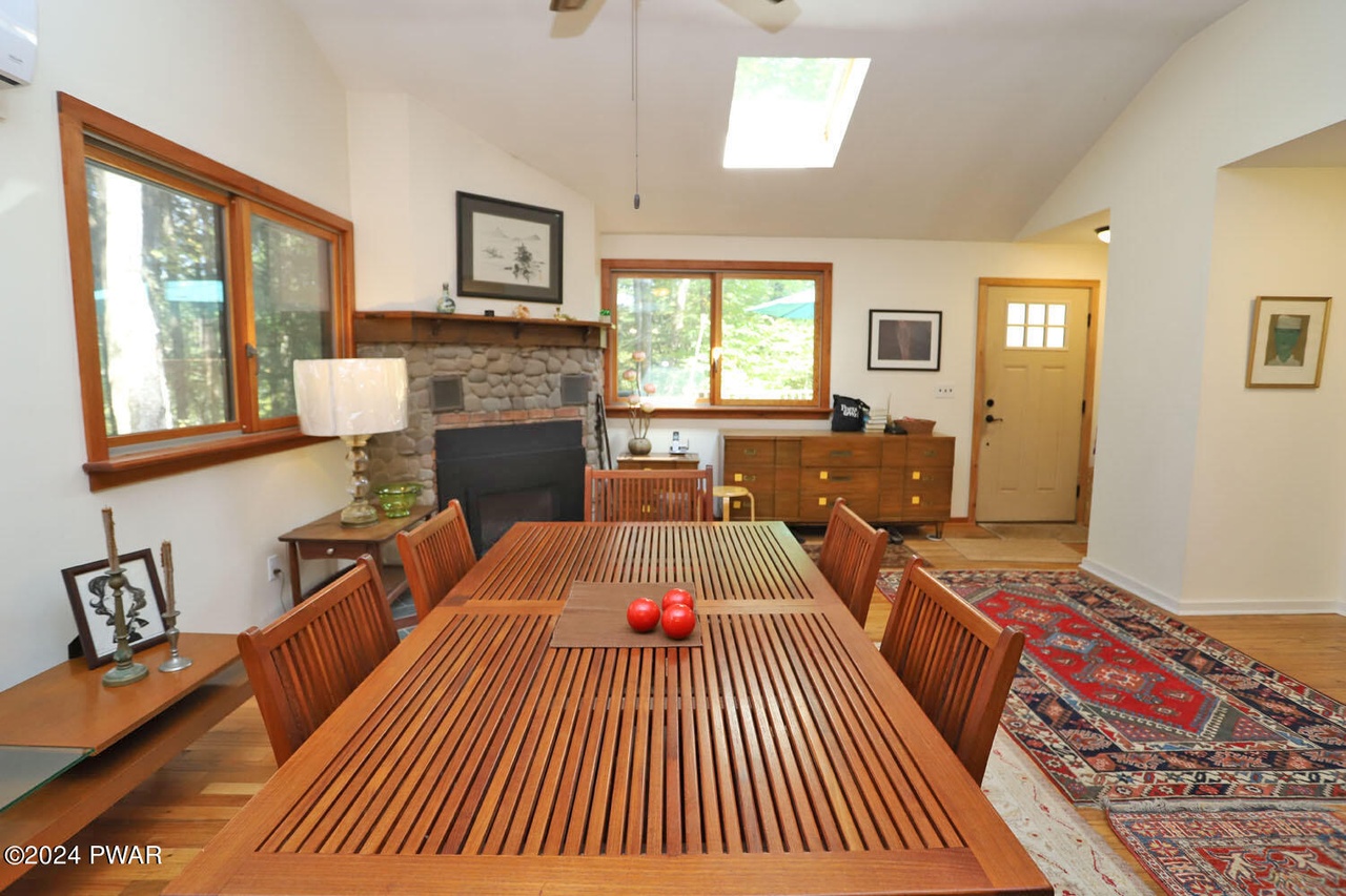 590 John Davis Rd - Photo 16 of 29 590 John Davis Rd