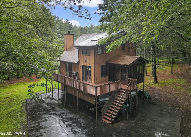 Property at 104 Steamboat Springs Ln, Tafton, PA 18464, 3 beds, 2 baths