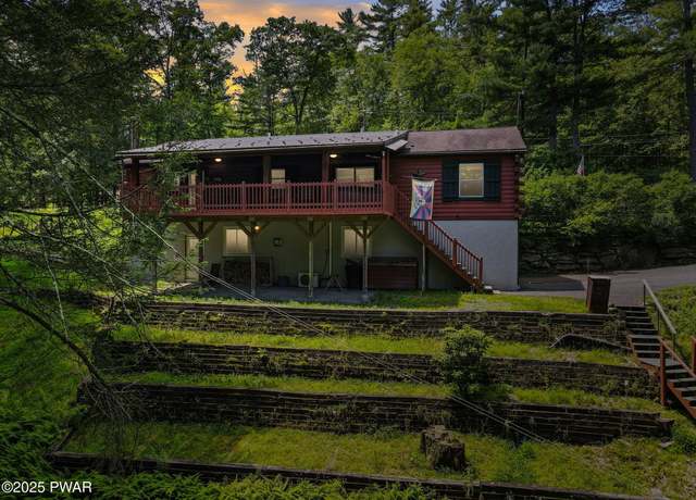 Property at 2058 Route 590, Hawley, PA 18428, 3 beds, 2 baths