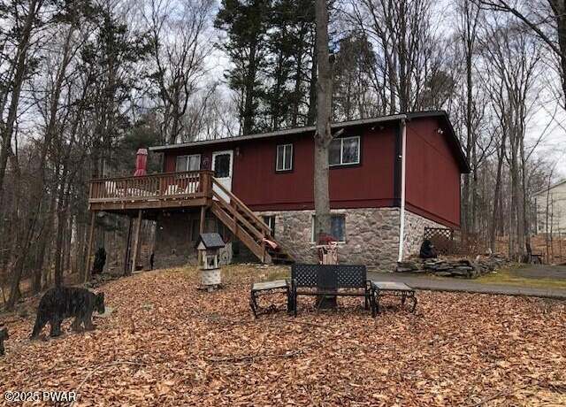 Property at 150 Tanglwood Dr, Greentown, PA 18426, 4 beds, 2 baths