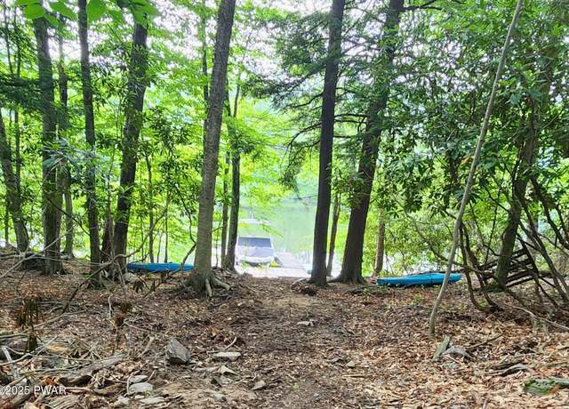 Property at 101 Rainbow Trout Ter, Greentown, PA 18426