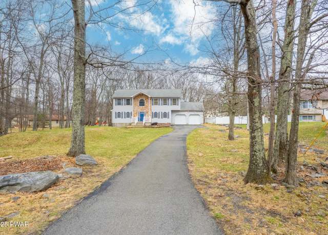 Property at 4454 Pine Ridge Dr, Bushkill, PA 18324, 4 beds, 2.5 baths