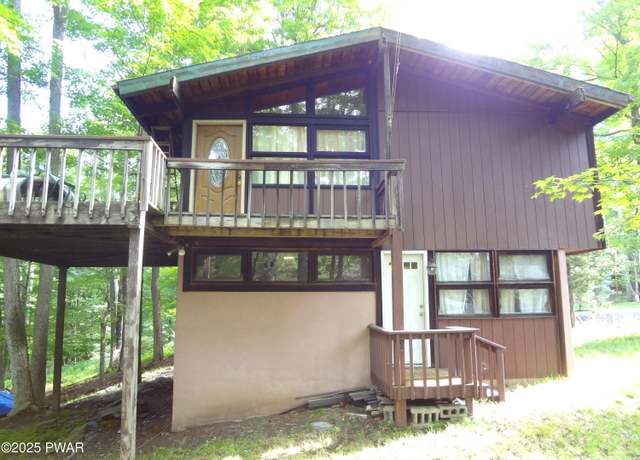Property at 101 Gum Ter, Greentown, PA 18426, 3 beds, 1.5 baths