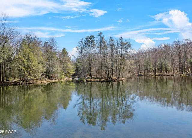Property at 105 Tupelo Dr, Lords Valley, PA 18428, 3 beds, 2 baths