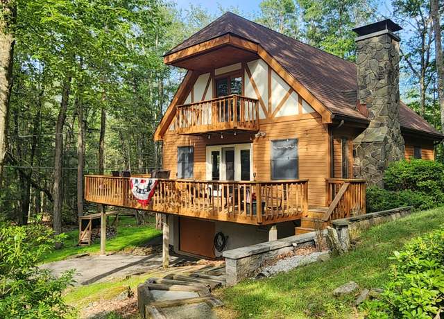 Property at 101 Deer Run, Greentown, PA 18451, 3 beds, 2 baths