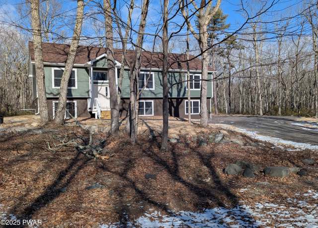 Property at 125 Iroquois Trl, Milford, PA 18337, 3 beds, 3 baths
